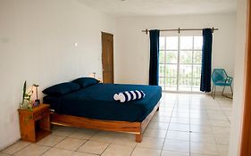 Balu Hotel